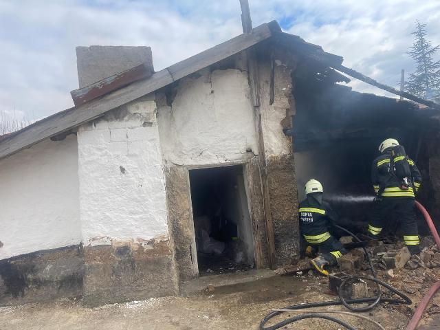 Kulu'da müştemilatta çıkan yangın söndürüldü